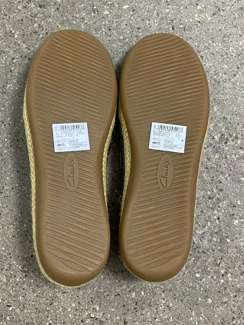 NWOB Clarks Danelly Molly Espadrille Slip-On Shoes size 8.5 Wide